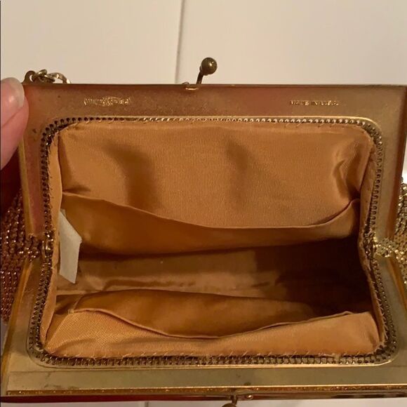 Vtg Whiting & Davis gold mesh evening bag - Picture 3 of 8